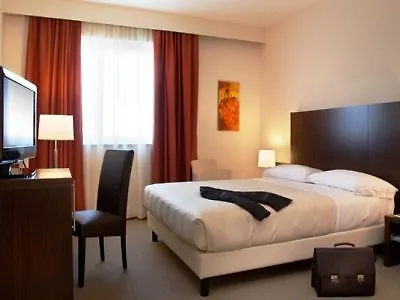 Hotel Torino San Luigi - Ristorante Trait D'union 4*