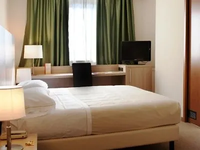 Hotel Torino San Luigi - Ristorante Trait D'union Beinasco