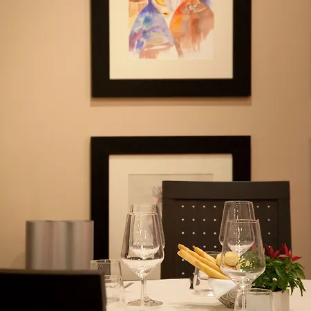 Otel Torino San Luigi - Ristorante Trait D'union 4*
