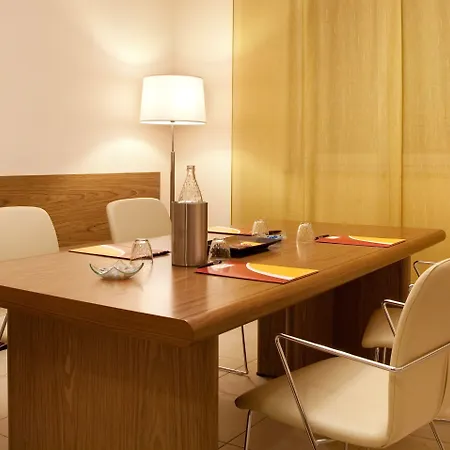 Otel Torino San Luigi - Ristorante Trait D'union 4*