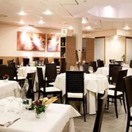 Otel Torino San Luigi - Ristorante Trait D'union