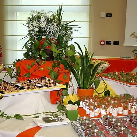 호텔 Torino San Luigi - Ristorante Trait D'union 4*