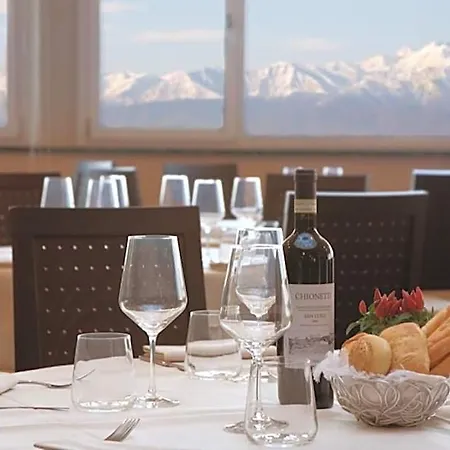 Torino San Luigi - Ristorante Trait D'union 호텔 베나스코