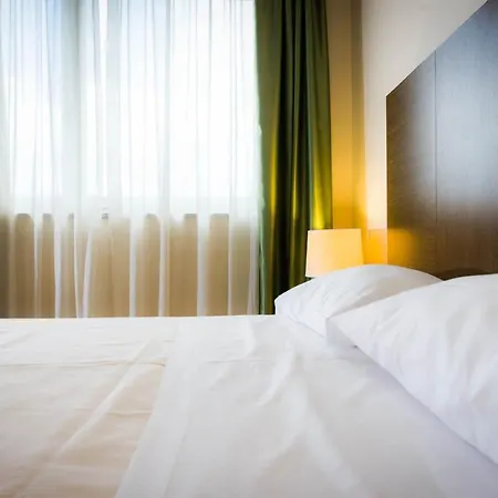 Torino San Luigi - Ristorante Trait D'union Hotell