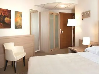 Torino San Luigi - Ristorante Trait D'union Hotell 4*