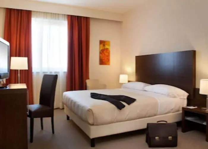 Hotel Torino San Luigi - Ristorante Trait D'union 4*